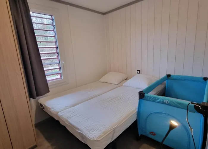 אתר קמפינג Etxetxoa, Climatisation, Spa, Terrain Prive, Piscine Et Parking האספארן