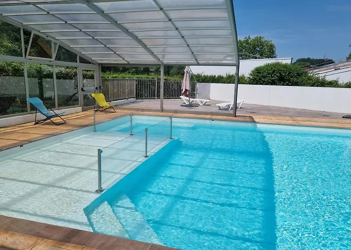 Etxetxoa, Climatisation, Spa, Terrain Prive, Piscine Et Parking האספארן